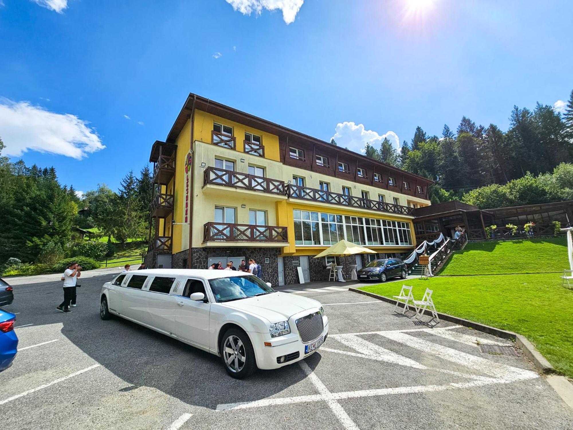 Hotel & Wellness Lesanka Košická Belá Kültér fotó