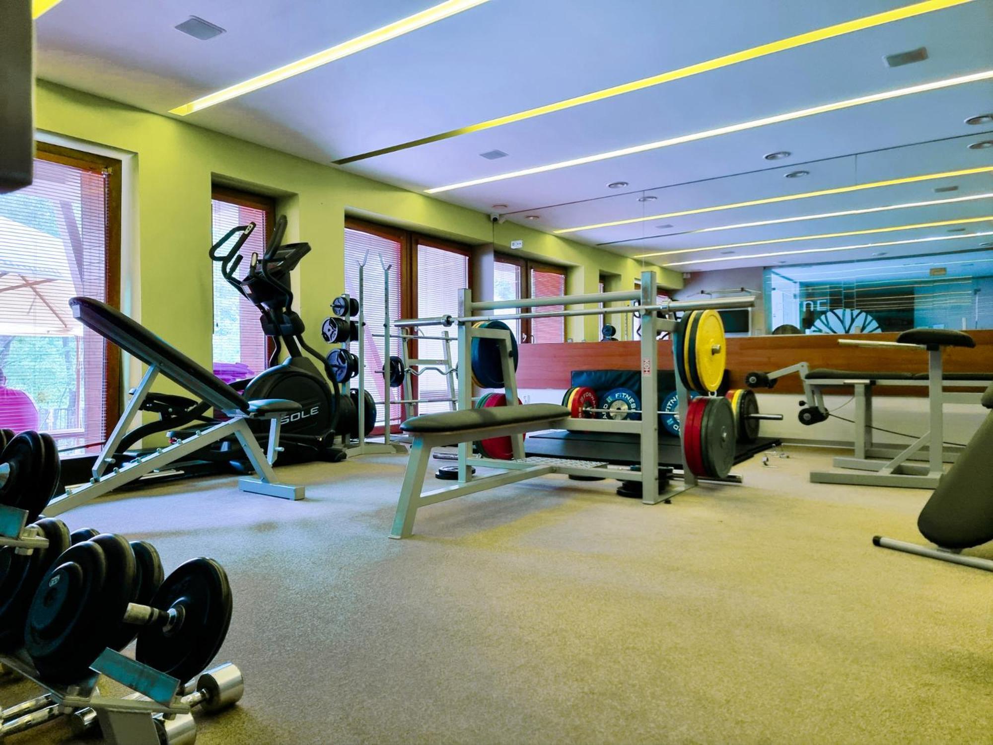 Hotel & Wellness Lesanka Košická Belá Kültér fotó